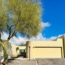 Building Photo - 5731 E Paseo del Cenador
