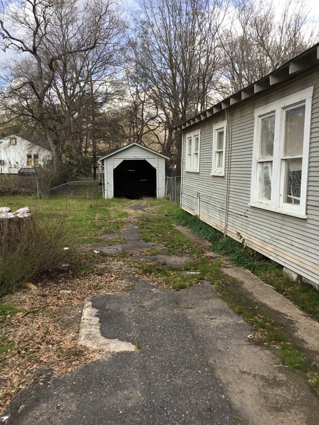 Foto del edificio - Ask About Our First Month Special!