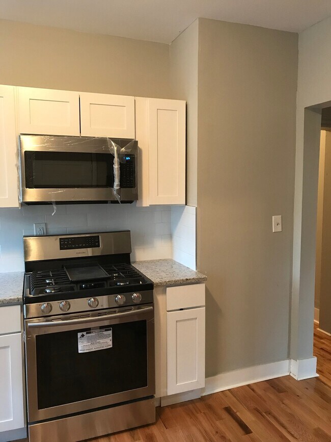 Building Photo - 159 Grafton St