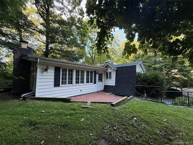 Building Photo - 70 Rinaldo Rd
