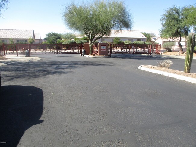 Building Photo - 2607 W Cezanne Cir