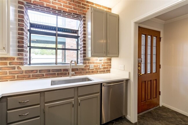 Building Photo - 1741 Spyglass Dr