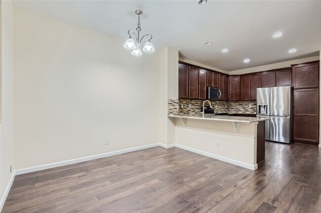 Foto del edificio - Beautiful Home in Caley Ponds Neighborhood!