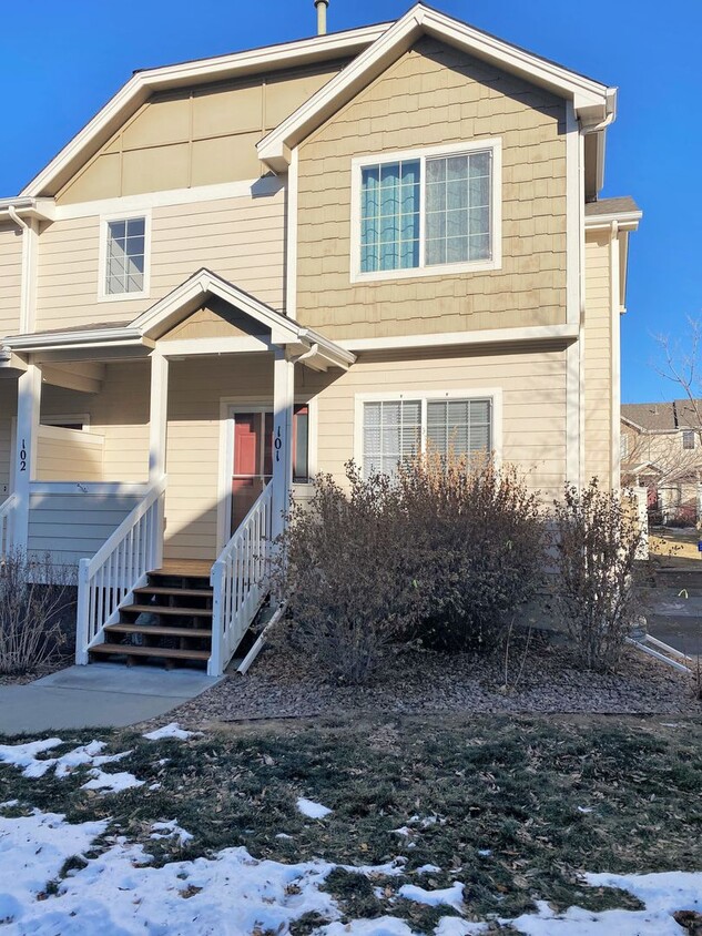Primary Photo - Like New 2 Bedroom Townhome In Louisiana P...
