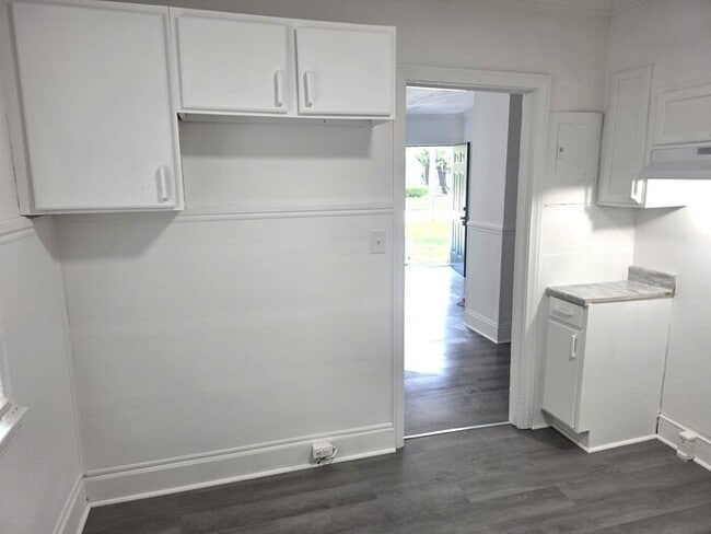 Building Photo - For Rent: Renovated Three Bedroom House in...