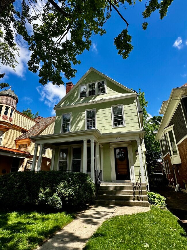 Building Photo - 510 Lafayette Ave