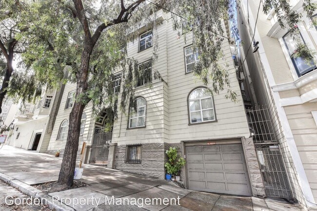 Building Photo - 930 Hayes St