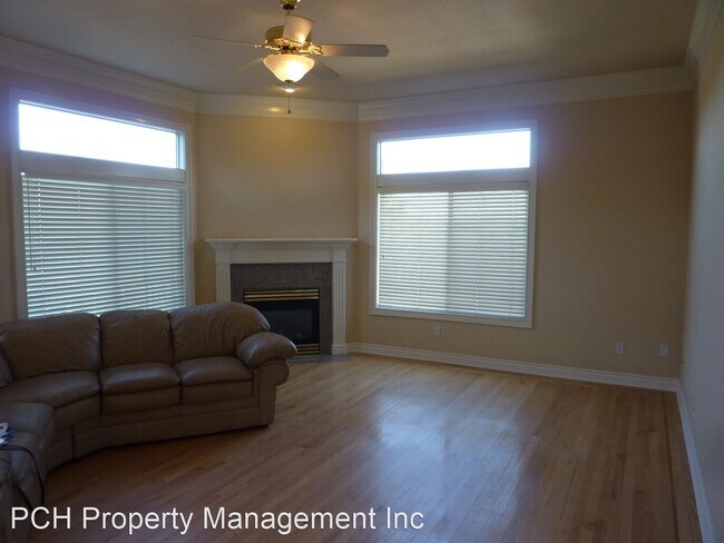 Building Photo - 4 br, 3 bath House - 4095 Plateau Circle
