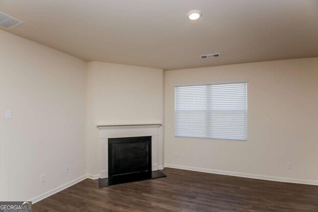 Building Photo - 352 Springer Pkwy