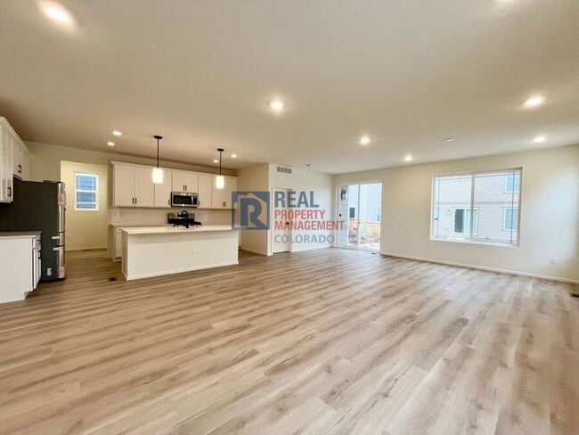 Building Photo - 20765 E 57th Dr