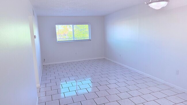 Foto del edificio - 600 SW 2nd Ave