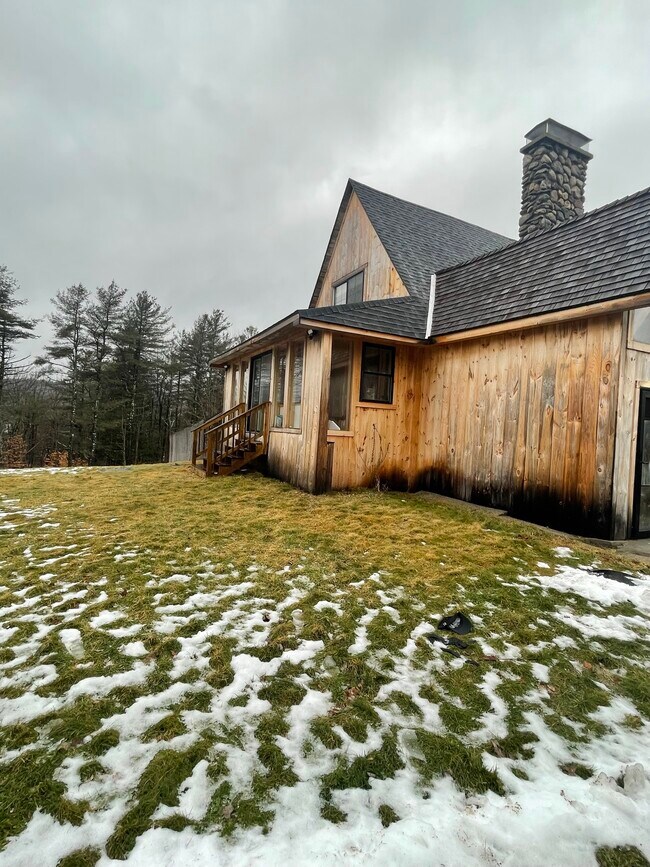 Building Photo - 160 Binney Hill Rd