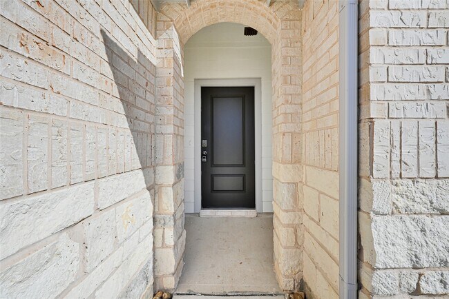 Building Photo - 3715 Axyl Run Ct