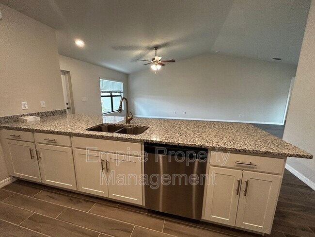 Foto del edificio - 208 NW 30th St