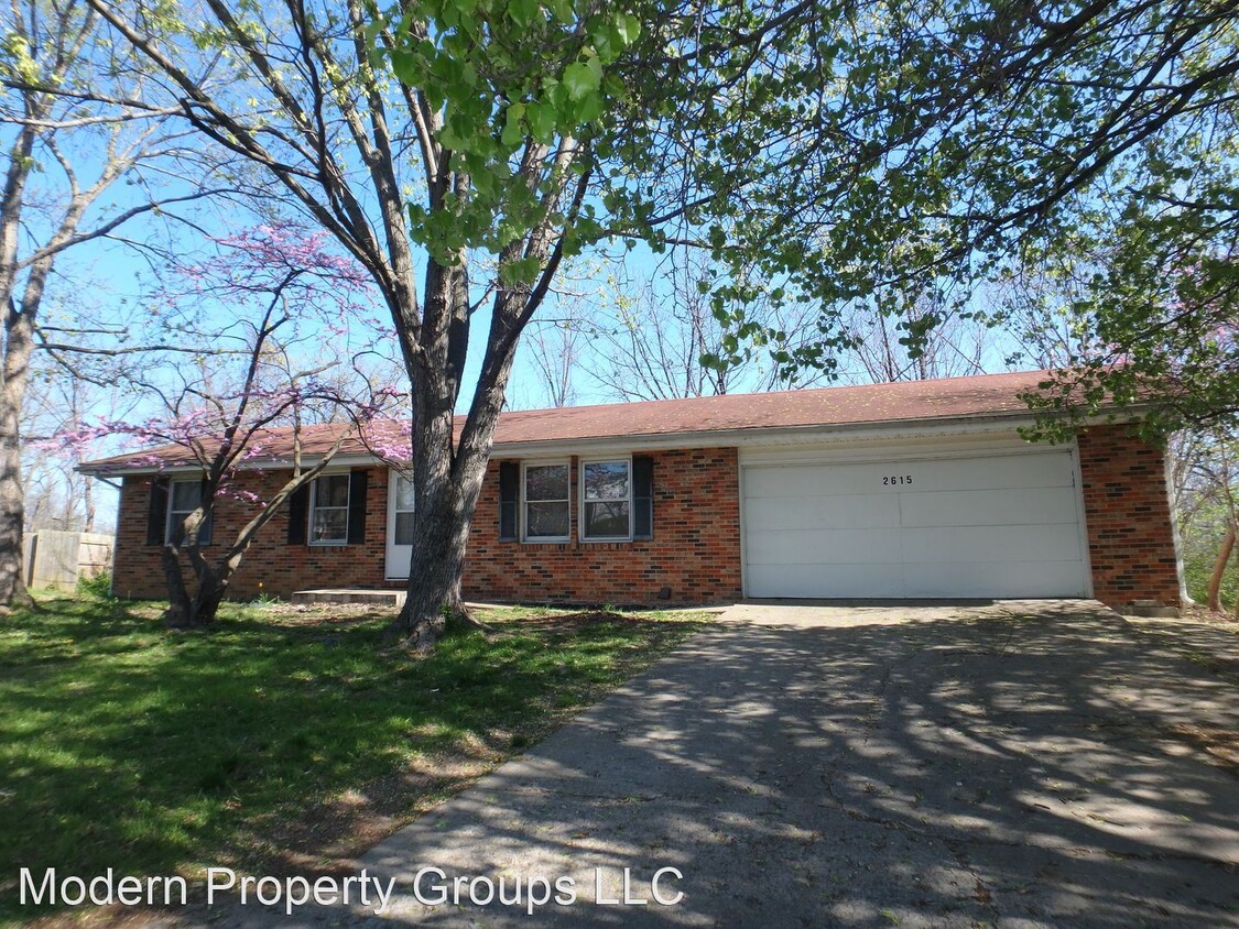 Primary Photo - 4 br, 3 bath House - 2615 White Gate Dr