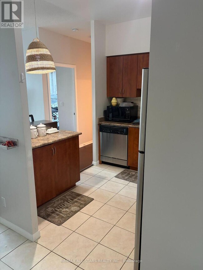 Photo du bâtiment - 185 Legion Rd N