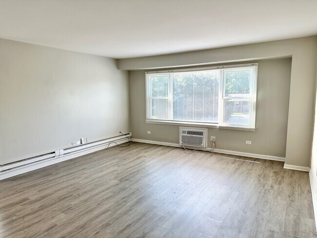 Foto del edificio - 9709 W Lorraine Dr
