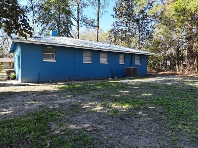 Foto del edificio - 409 Augusta Ave