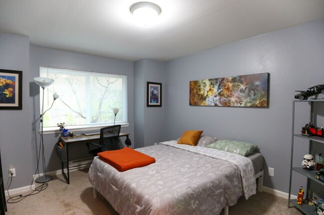 Foto del edificio - 2 bed 1 bath Madera West Condo!