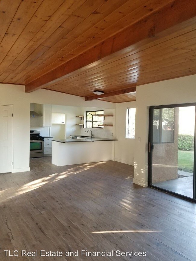 Building Photo - 3 br, 2 bath House - 823 W Hollyvale St