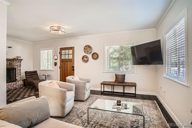 Foto del edificio - 4935 Meade St
