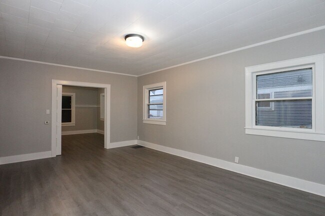 Foto del edificio - Large Frankfort Home!