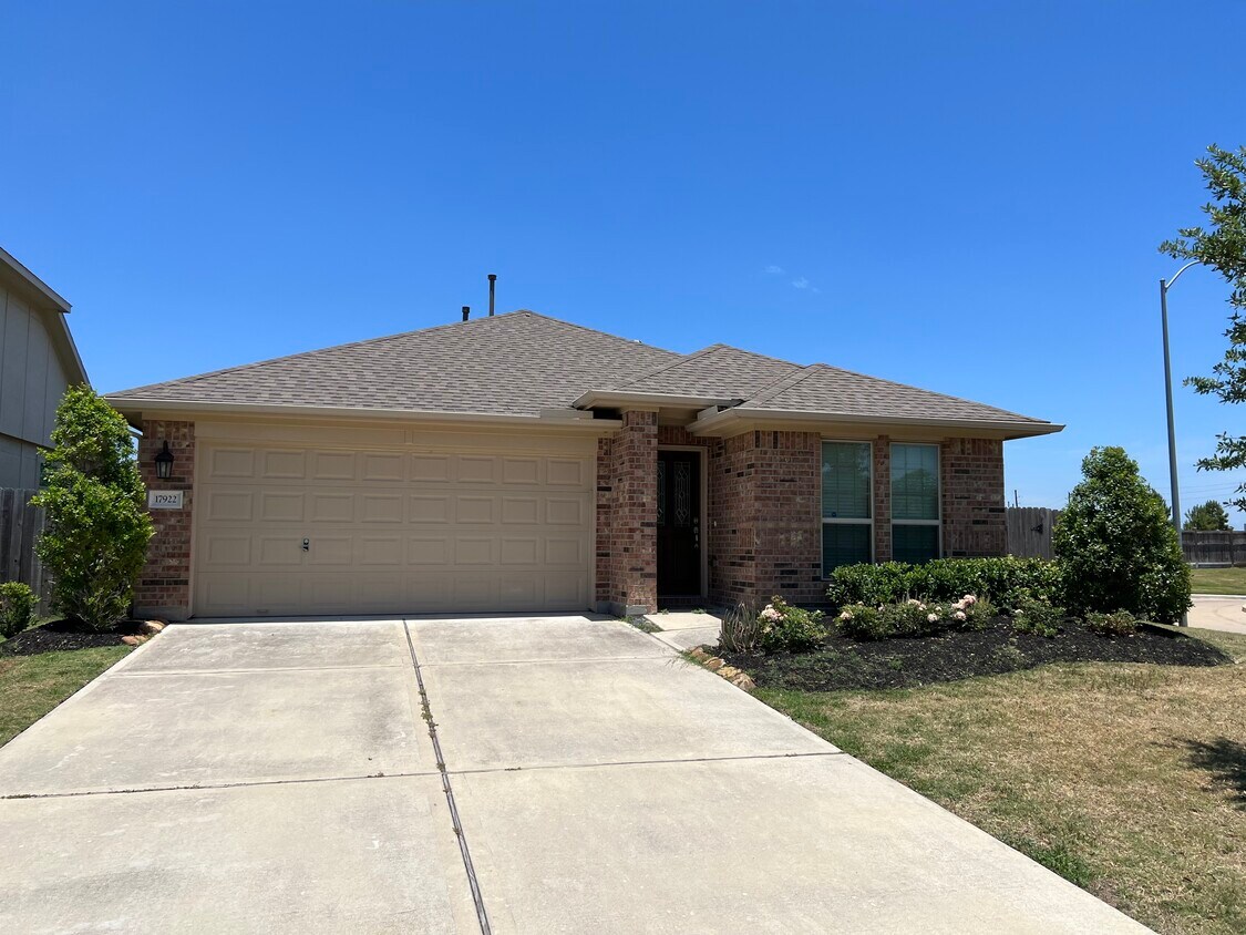 17922 Alora Springs Trace, Cypress, TX 77433 House Rental in Cypress