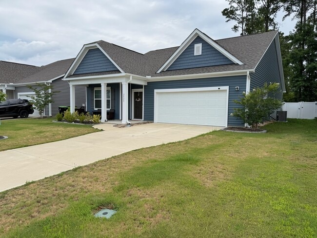 Building Photo - 2028 Bogue Ln