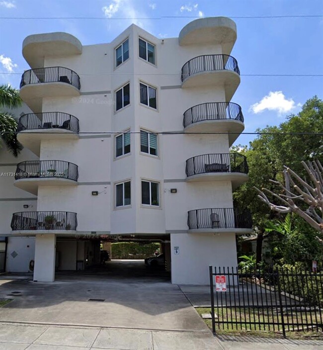 Foto del edificio - 954 SW 36th Ct