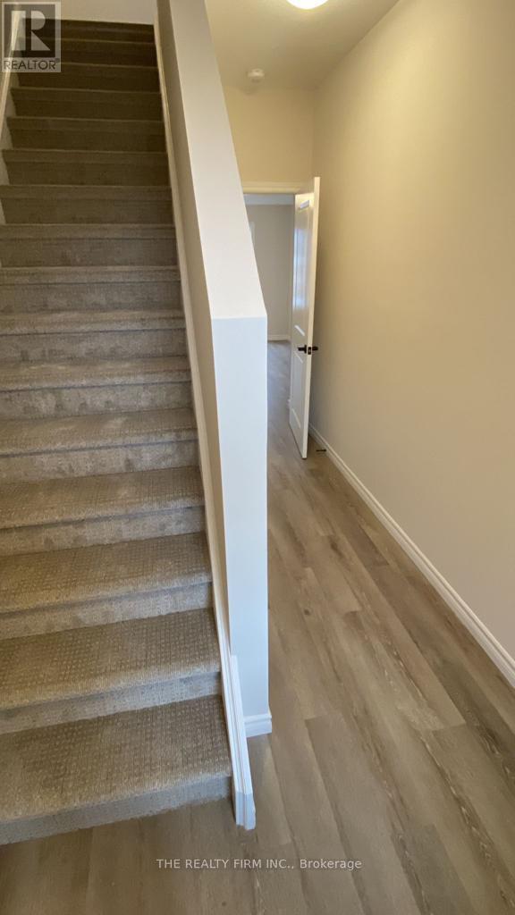 Photo du bâtiment - 2553 Meadowlands Way