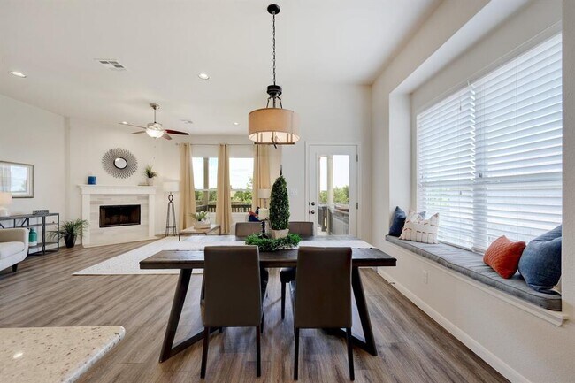 Foto del edificio - 129 Briarpatch Ct