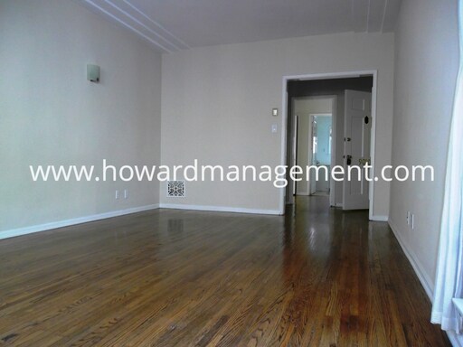 Foto del edificio - 9010 Burton Way