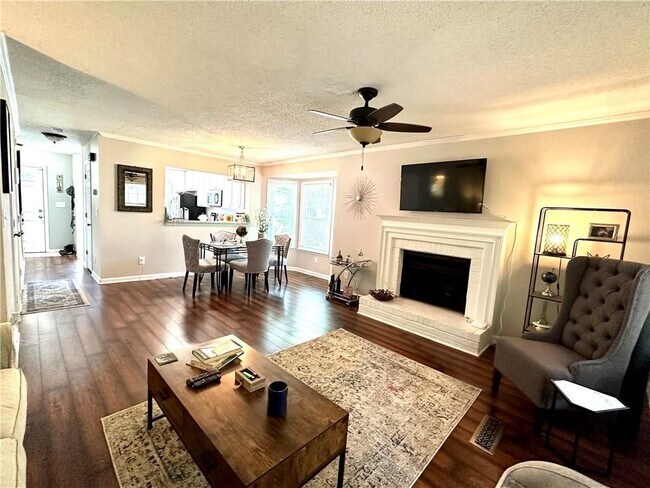 Foto del edificio - 5045 Laurel Springs Way SE