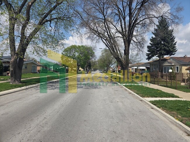 Building Photo - Updated 3-Bedroom Single-Level Home with Backyard Space