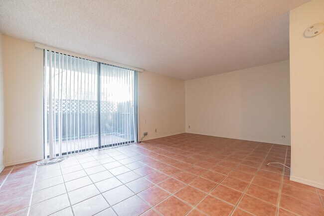 Building Photo - 8110 Shelter Creek Ln