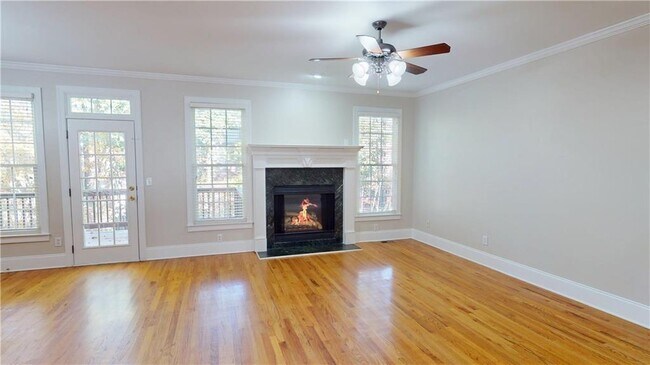 Building Photo - 3014 Gaston Cir