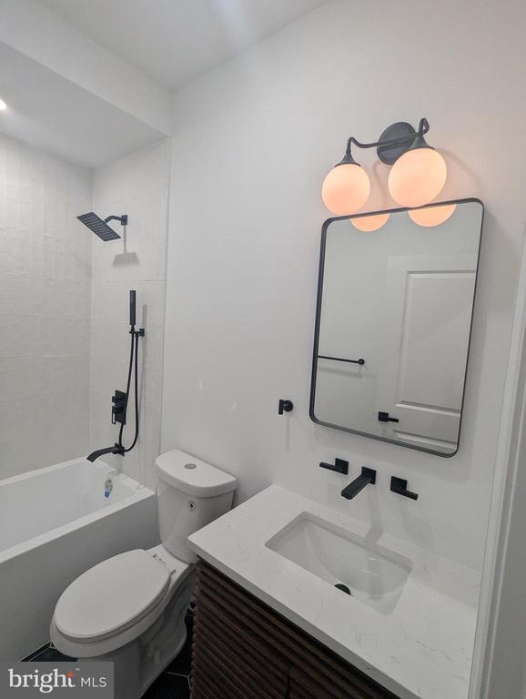 Foto del edificio - 2050 Fairmount Ave