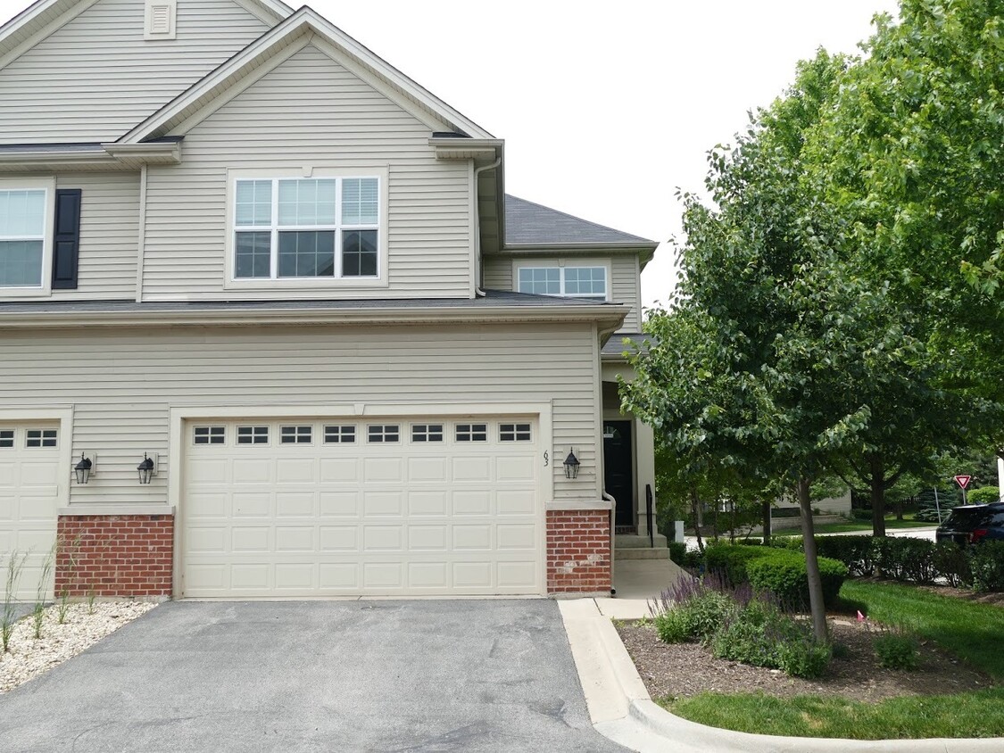 Foto principal - 63 Melrose Ct