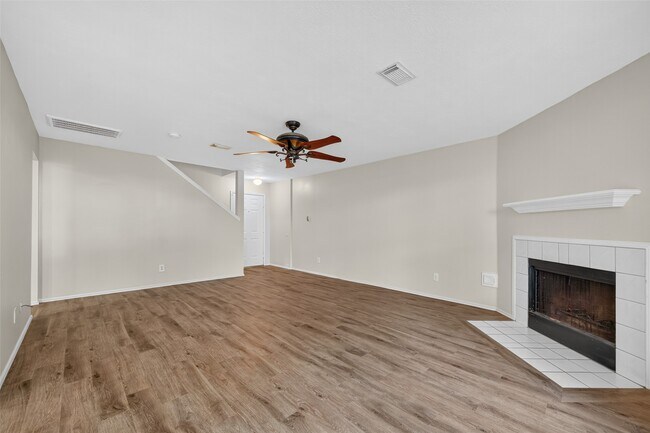 Foto del edificio - 16318 N Glade Dr