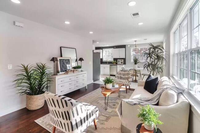 Foto del edificio - 231 Margo Ln