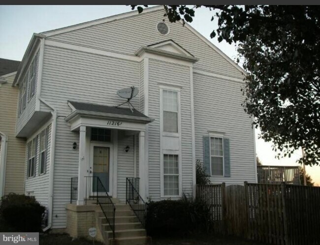 Building Photo - 11216 Heron Plz