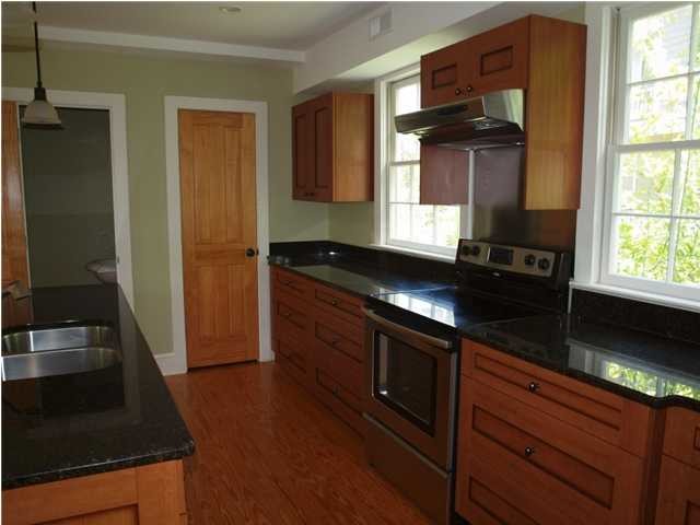 Building Photo - 17 Hampden Ct
