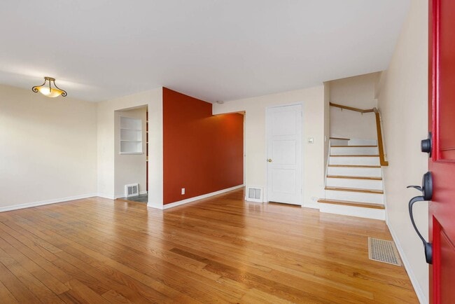 Photo - 1602 1/2 15th Ave Townhome