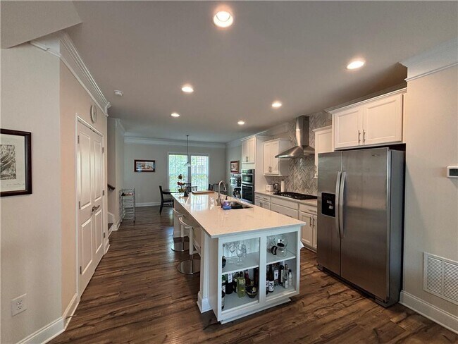 Building Photo - 2156 Eagle Creek Ln
