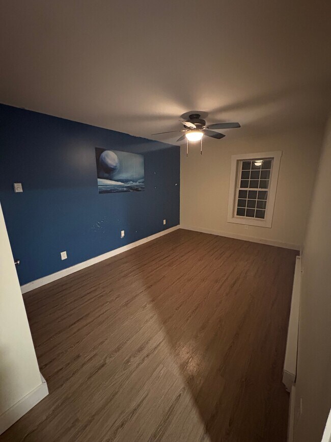 Foto del edificio - 546 Canaan St