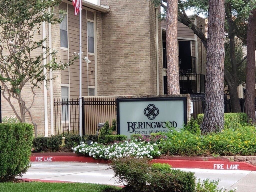 Primary Photo - 728 Bering Dr