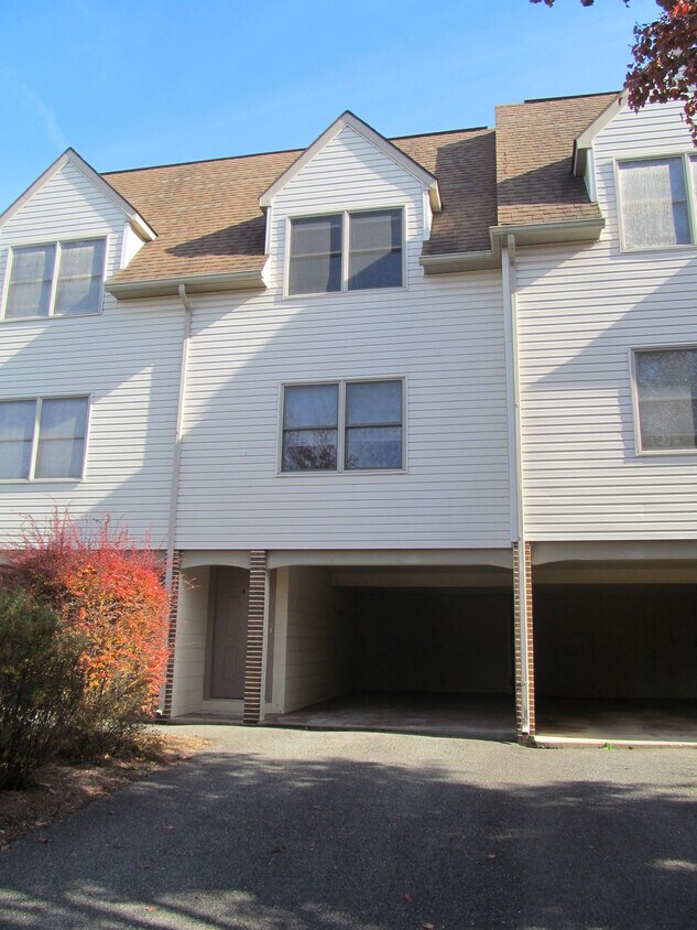 4 Mill Park Ln, Lewisburg, PA 17837 Townhome Rentals in Lewisburg PA