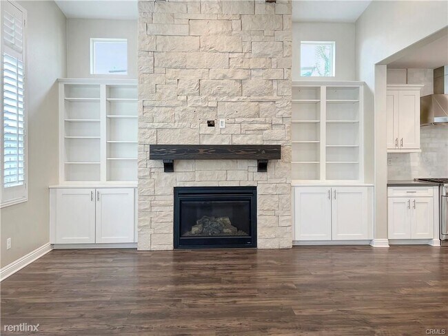 Foto del edificio - 4 br, 3 bath House - 1940 Tudor Ln