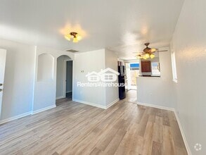 Building Photo - 1546 Valentia St