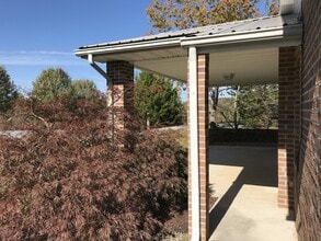 Building Photo - 3208 Alton Dr